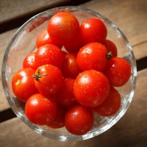 https://zdrowiutko.pl/wp-content/uploads/2024/03/Pomidory-koktajlowe-300x300.jpg