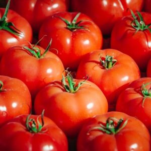 https://zdrowiutko.pl/wp-content/uploads/2024/05/pomidory-malinowe-male-300x300.jpg